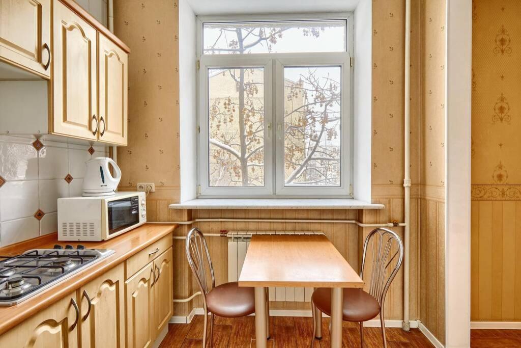 Apartment Near Bessarabsky Square เคียฟ ภายนอก รูปภาพ